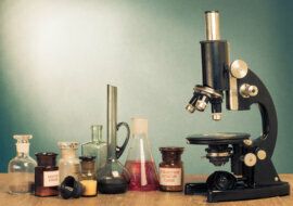 El impacto social de la industria farmaceutica a lo largo de la historia HEADER